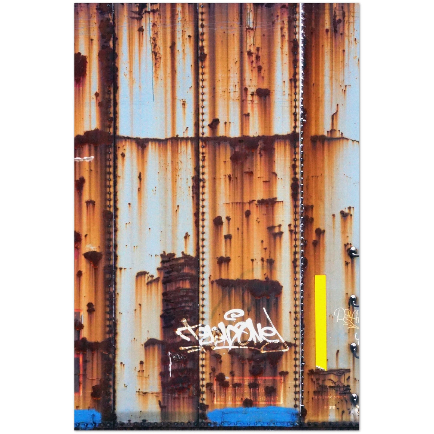 ULTRA RUST BOXCAR VERTICAL METAL PRINT